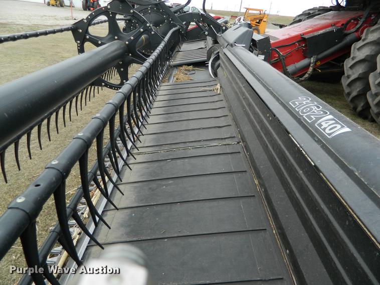 image for item DB1164 2013 Case IH 216240M102BK draper head