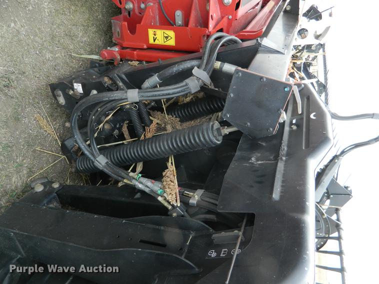 image for item DB1164 2013 Case IH 216240M102BK draper head