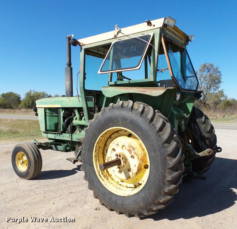 image for item DB4213 1969 John Deere 4520 tractor