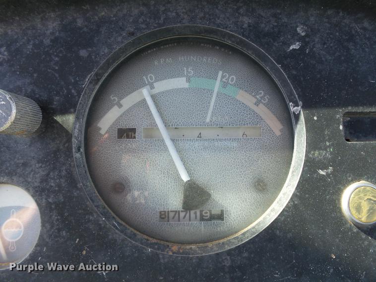 image for item DB4213 1969 John Deere 4520 tractor