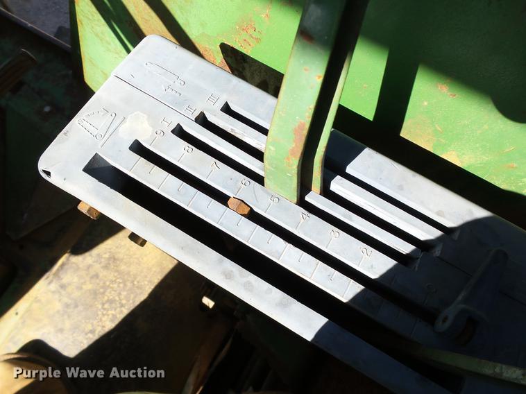 image for item DB4213 1969 John Deere 4520 tractor