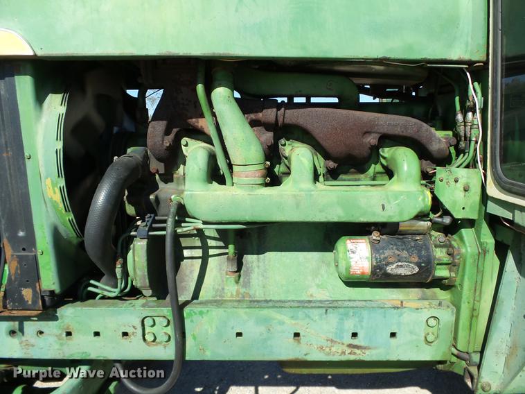 image for item DB4213 1969 John Deere 4520 tractor