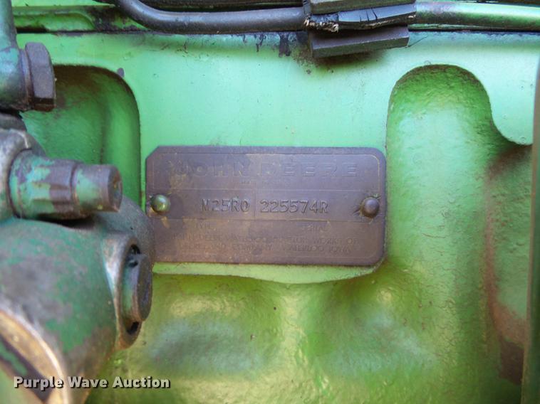 image for item DB4213 1969 John Deere 4520 tractor