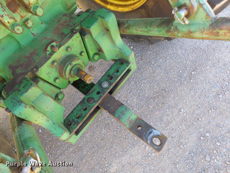 image for item DB4213 1969 John Deere 4520 tractor