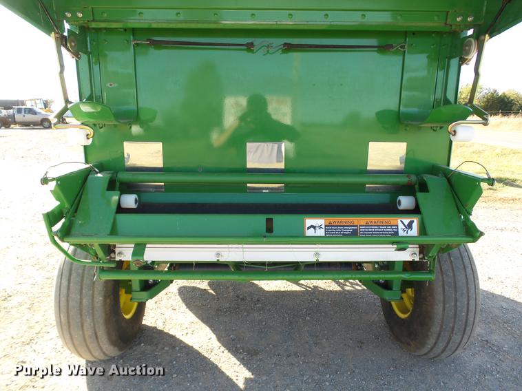 image for item DB4216 2012 John Deere 468 Mega Wide Plus Silage Special round baler