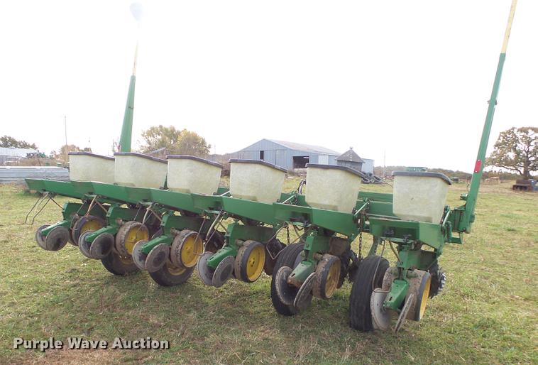 image for item DB7355 John Deere 7000 planter