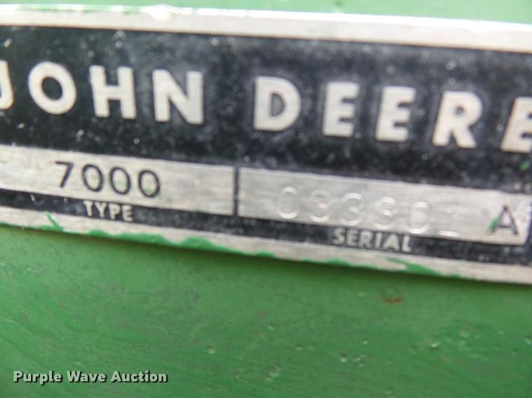 image for item DB7355 John Deere 7000 planter