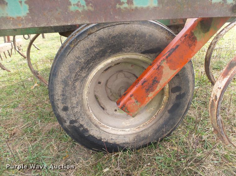 image for item DB7357 Glencoe chisel