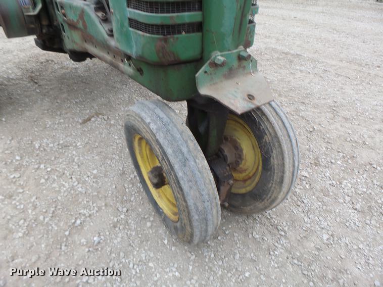image for item DB9927 John Deere A tractor
