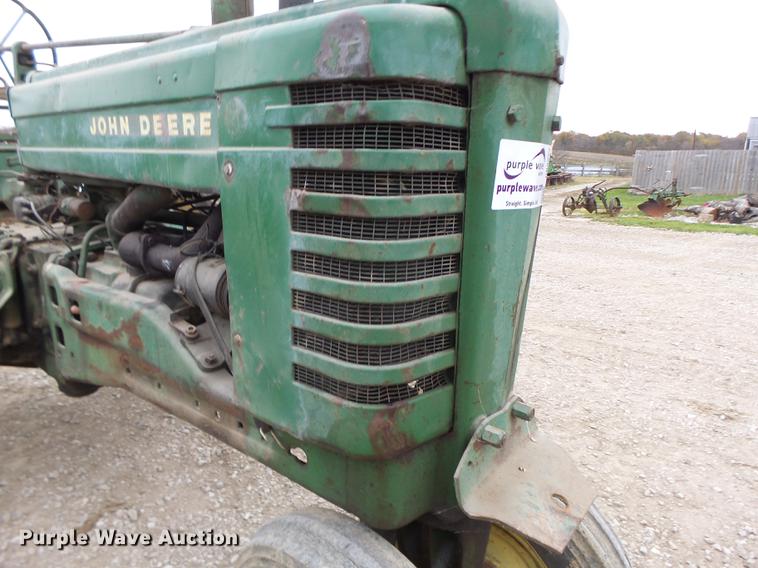 image for item DB9927 John Deere A tractor