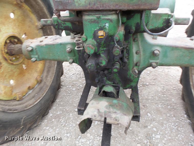 image for item DB9927 John Deere A tractor