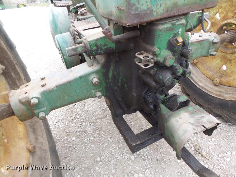 image for item DB9927 John Deere A tractor