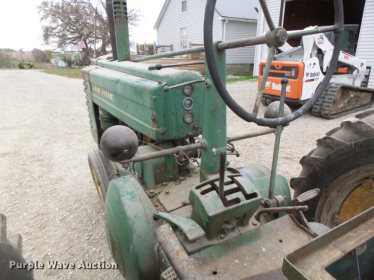 image for item DB9927 John Deere A tractor
