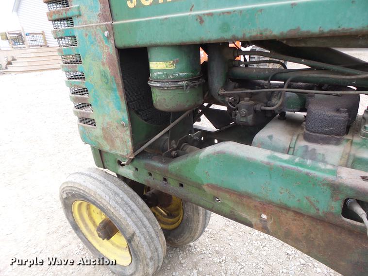 image for item DB9927 John Deere A tractor