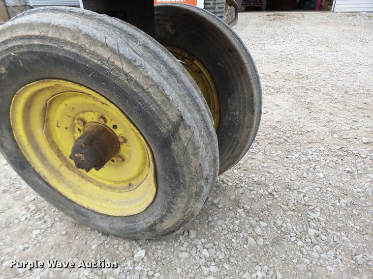 image for item DB9927 John Deere A tractor