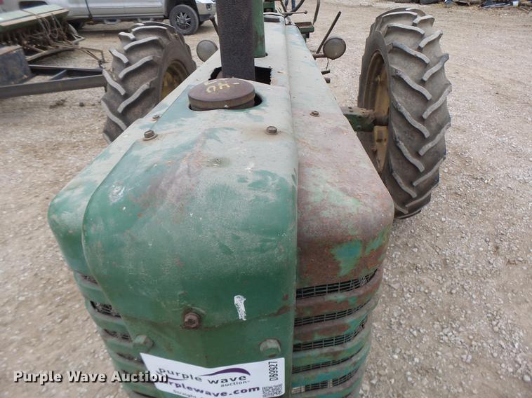 image for item DB9927 John Deere A tractor