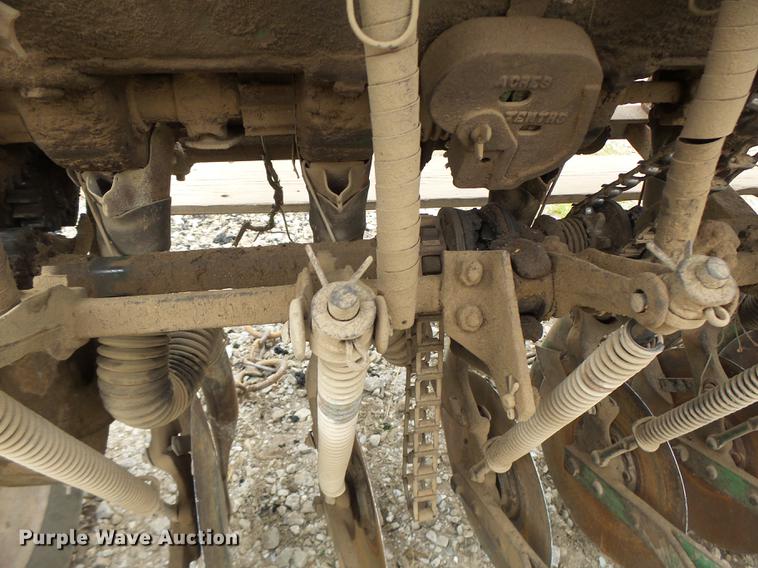 image for item DB9929 John Deere grain drill