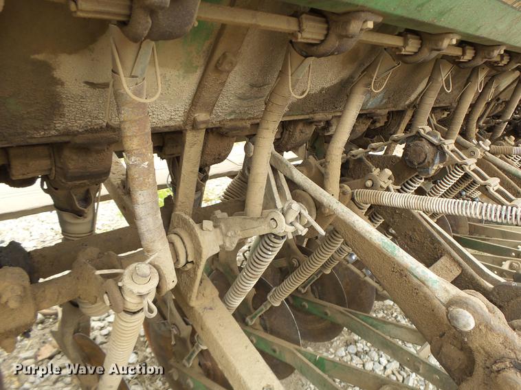 image for item DB9929 John Deere grain drill