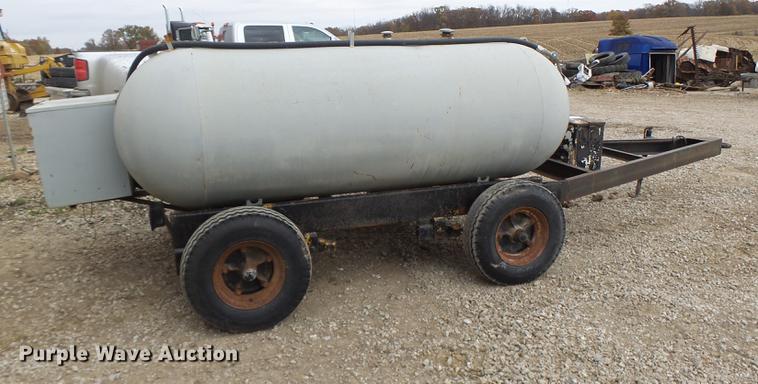 image for item DB9930 Fuel tank trailer
