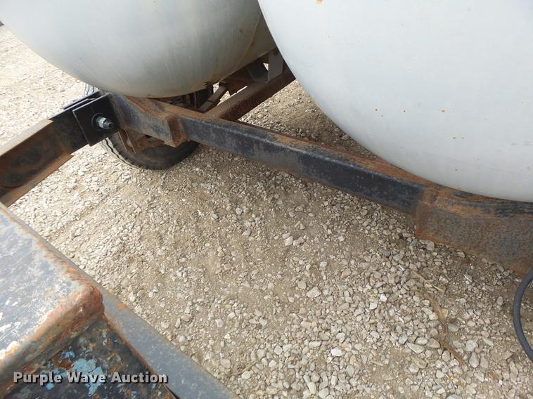 image for item DB9930 Fuel tank trailer