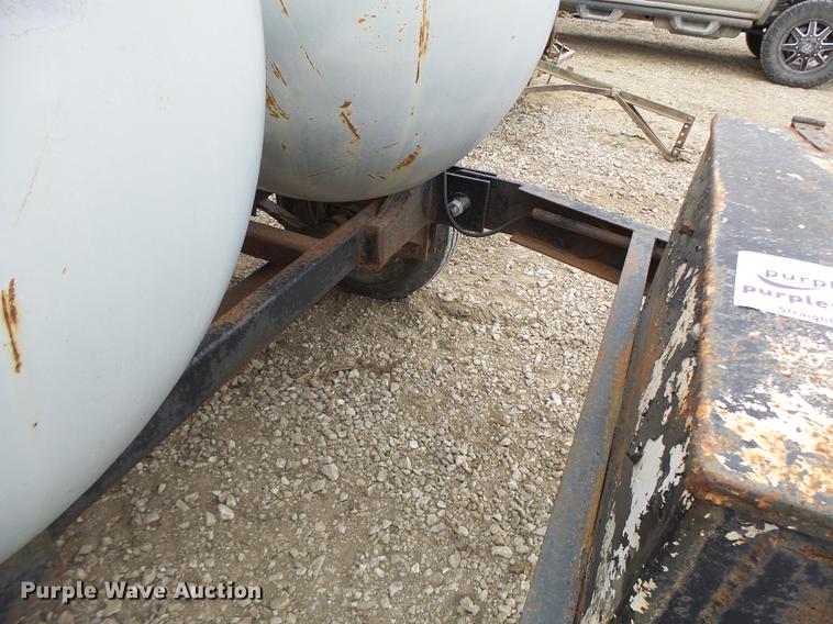 image for item DB9930 Fuel tank trailer