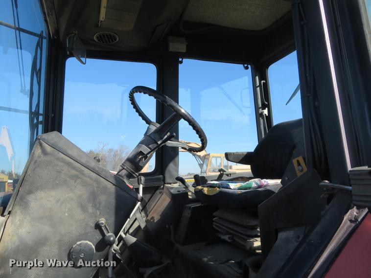 image for item DC0750 Belarus 8311 tractor