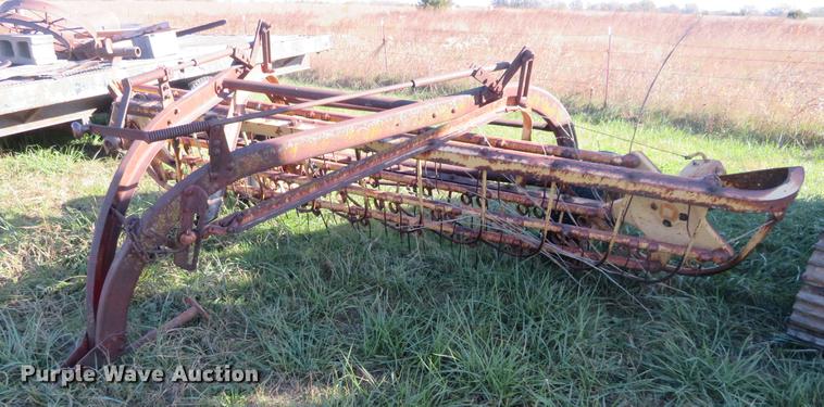 image for item DC0754 New Holland 56 side delivery hay rake