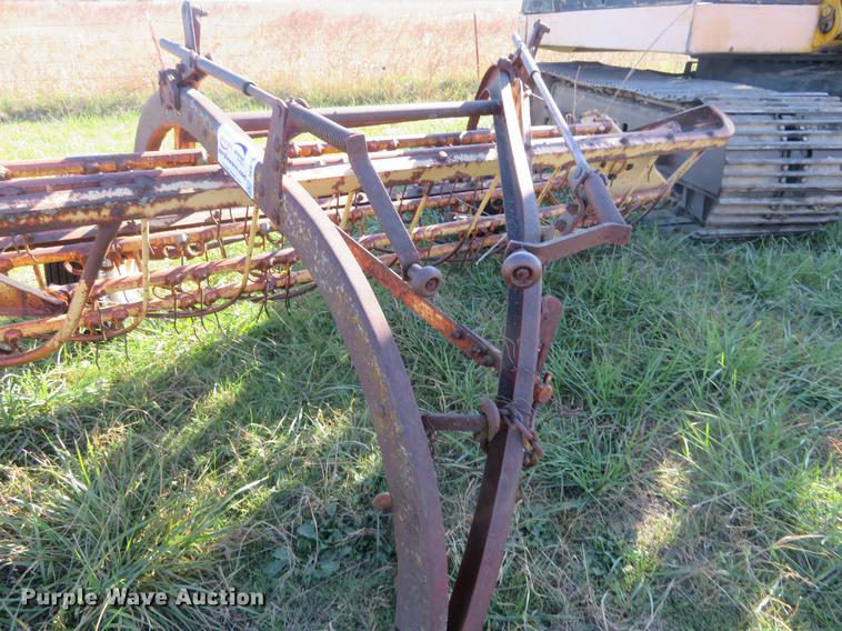 image for item DC0754 New Holland 56 side delivery hay rake