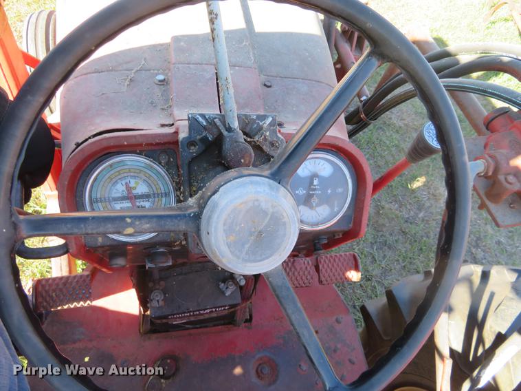 image for item DC0766 International Farmall 666 tractor