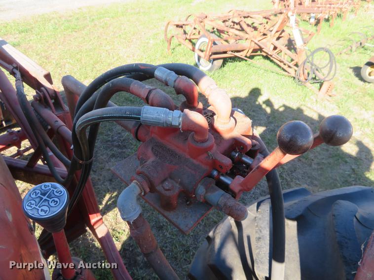 image for item DC0766 International Farmall 666 tractor