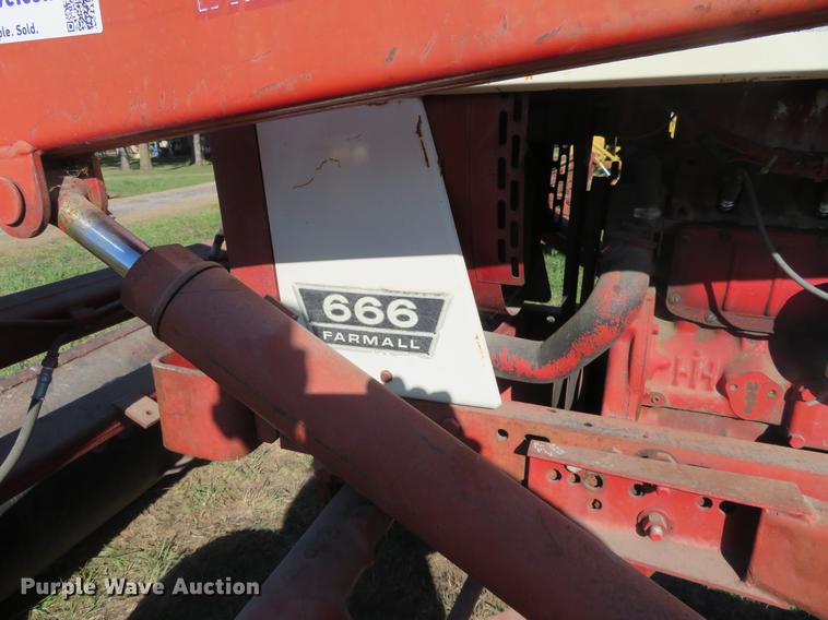 image for item DC0766 International Farmall 666 tractor