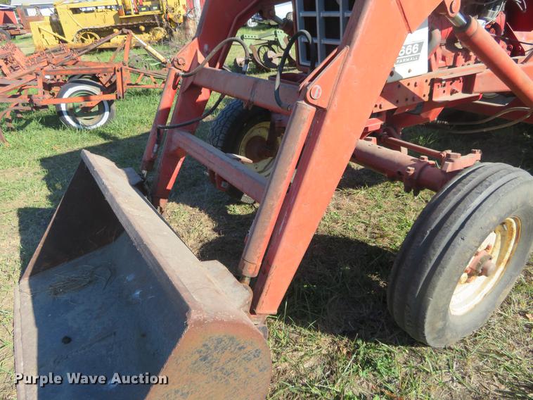 image for item DC0766 International Farmall 666 tractor