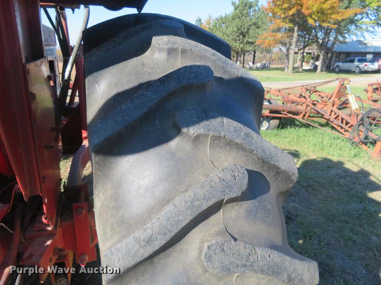 image for item DC0766 International Farmall 666 tractor