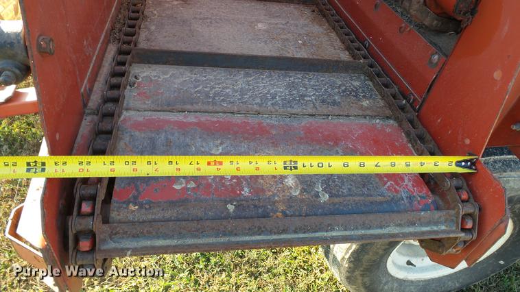 image for item DC1024 Gehl 970 forage wagon