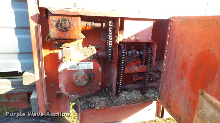 image for item DC1024 Gehl 970 forage wagon