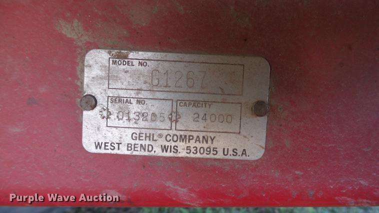 image for item DC1024 Gehl 970 forage wagon