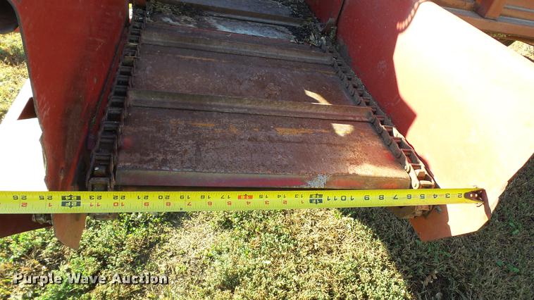 image for item DC1025 New Holland Crop Carrier 8 forage wagon