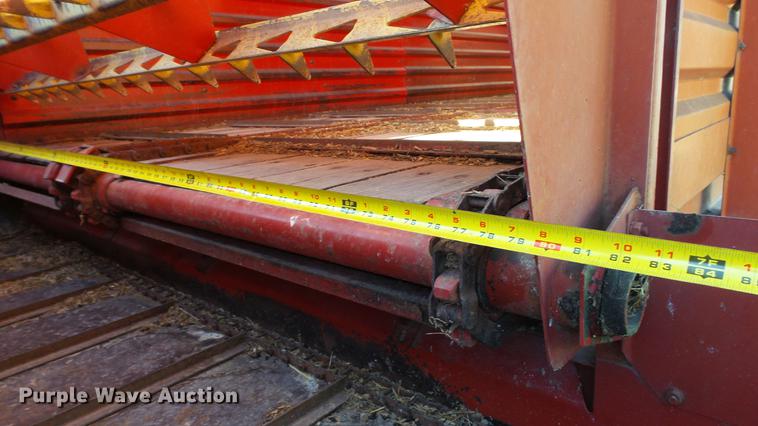 image for item DC1025 New Holland Crop Carrier 8 forage wagon