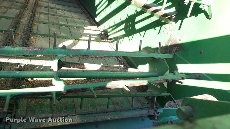 image for item DC1026 John Deere 716A forage wagon