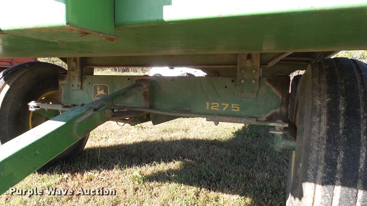 image for item DC1026 John Deere 716A forage wagon