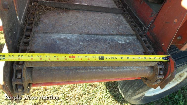 image for item DC1027 Gehl 970 forage wagon