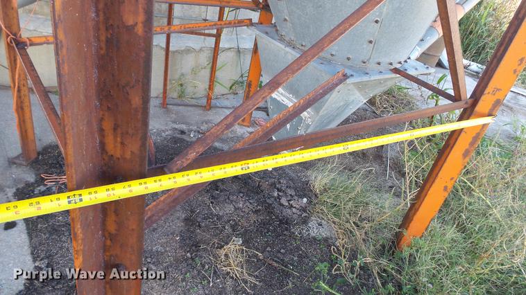 image for item DC1030 Galvanized grain storage bin