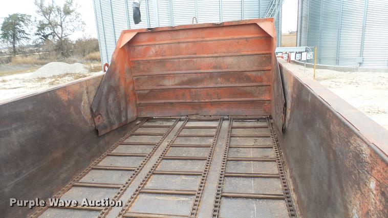 image for item DC1877 Mohrlang XHD-18 manure spreader