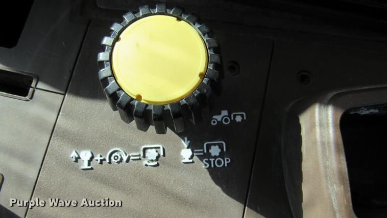 image for item DC2243 2005 John Deere 6320 tractor