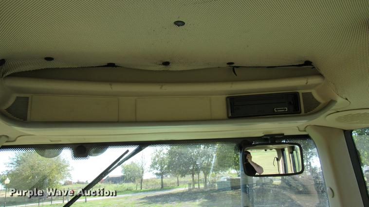 image for item DC2243 2005 John Deere 6320 tractor