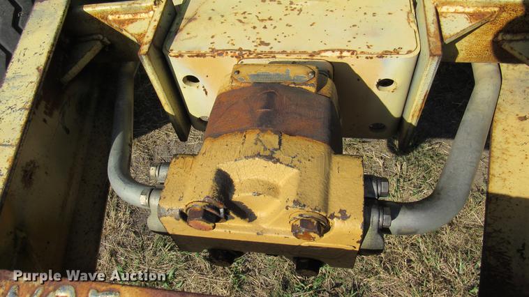 image for item DC2243 2005 John Deere 6320 tractor