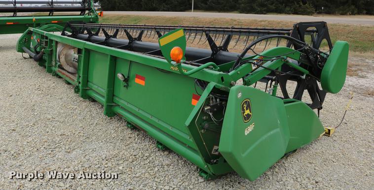 image for item DC3701 2009 John Deere 630F Hydroflex head