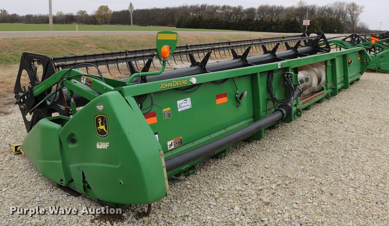 image for item DC3701 2009 John Deere 630F Hydroflex head