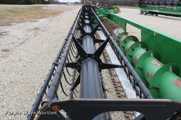 image for item DC3701 2009 John Deere 630F Hydroflex head