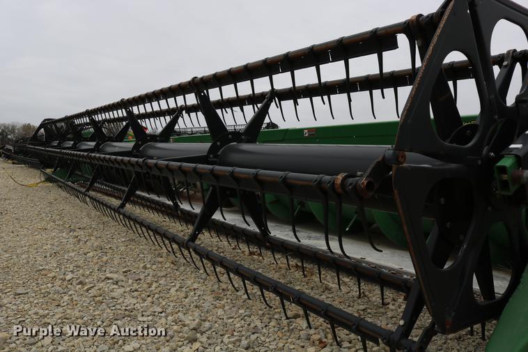 image for item DC3701 2009 John Deere 630F Hydroflex head